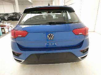 Volkswagen T-Roc  picture 8