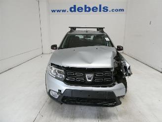 Vaurioauto  passenger cars Dacia Sandero TECHROAD 2020/5