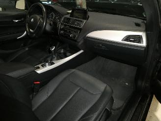 BMW 2-serie 2.0 D picture 10