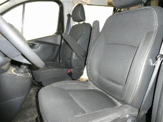 Renault Trafic 2.0D III GRAND CON picture 16