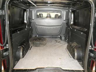 Renault Trafic 2.0D III GRAND CON picture 18