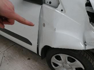Ford Transit COURIER TREN picture 13
