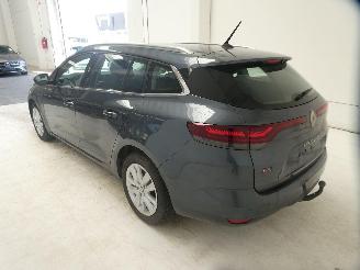 Renault Mégane IV GRANDTOUR picture 4