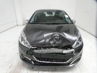 Peugeot 208 ALLURE picture 2