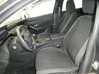 Peugeot 308 1.2 PURETECH picture 17