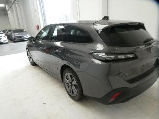 Peugeot 308 1.2 PURETECH picture 6