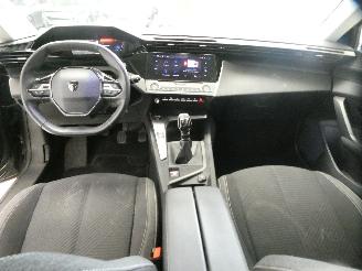 Peugeot 308 1.2 PURETECH picture 14
