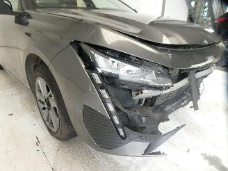 Peugeot 308 1.2 PURETECH picture 11