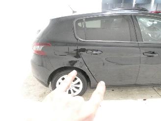 Peugeot 308 II STYLE picture 11