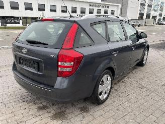 Kia Ceed 1.6 CRDI BREAK picture 4