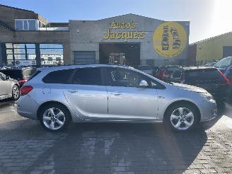 Uttjänta bilar auto Opel Astra SPORTSTOURER 2011/7