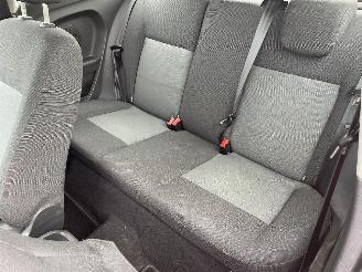 Ford Fiesta AMBIENTE picture 16