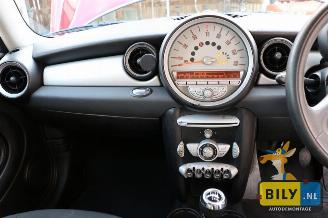 Mini Cooper R56 Cooper D picture 6