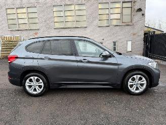 krockskadad bil auto BMW X1 XDRIVE25E 2020/9
