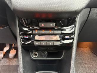 Peugeot 208 ALLURE picture 29