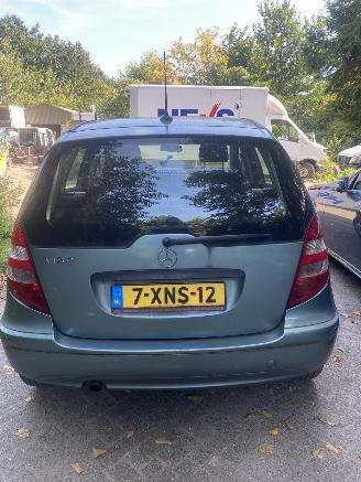 Mercedes A-klasse A 150 picture 2