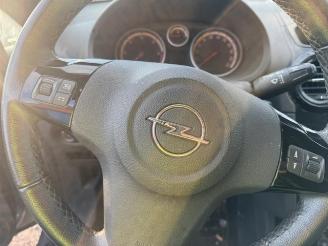 Opel Corsa  picture 21