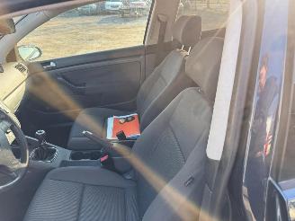 Volkswagen Golf  picture 18