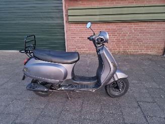 Turbho  RL-50 VESPA LX LOOK A LIKE MODEL picture 3