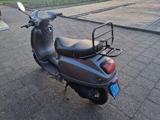 Turbho  RL-50 VESPA LX LOOK A LIKE MODEL picture 5
