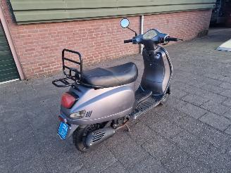 Turbho  RL-50 VESPA LX LOOK A LIKE MODEL picture 4