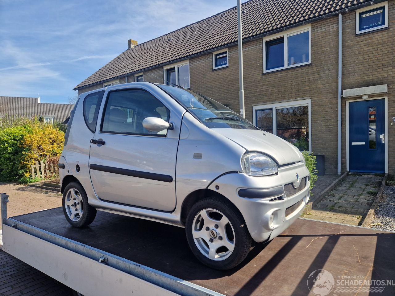 Piaggio  M500