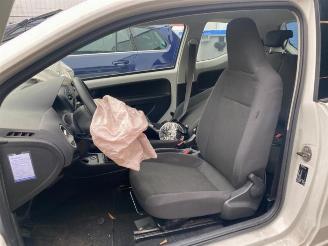 Volkswagen Up! Up! (121), Hatchback, 2011 1.0 12V 60 picture 8