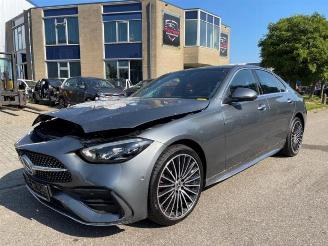 krockskadad bil auto Mercedes C-klasse C (W206), Sedan, 2021 C-200 1.5 EQ Boost 4-Matic 2023/2