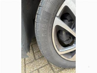 Peugeot 108 108, Hatchback, 2014 1.2 VTi 12V picture 15