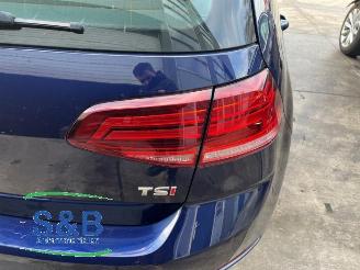 Volkswagen Golf  picture 23