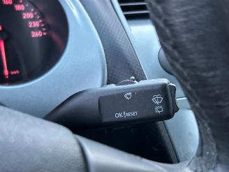 Seat Toledo 2.0 FSI 16V MPV  Benzine 1.984cc 110kW (150pk) FWD 2005-11/2009-03 (5P2) BVY picture 18