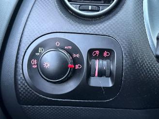 Seat Toledo 2.0 FSI 16V MPV  Benzine 1.984cc 110kW (150pk) FWD 2005-11/2009-03 (5P2) BVY picture 24