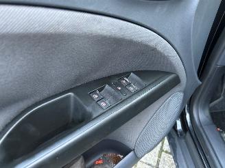 Seat Toledo 2.0 FSI 16V MPV  Benzine 1.984cc 110kW (150pk) FWD 2005-11/2009-03 (5P2) BVY picture 30