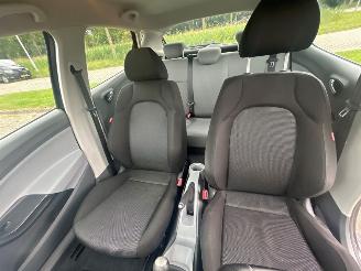 Seat Ibiza 1.4 TDI Hatchback 4Dr Diesel 1.422cc 59kW (80pk) FWD 2008-07/2010-06 (6J5) BMS picture 21