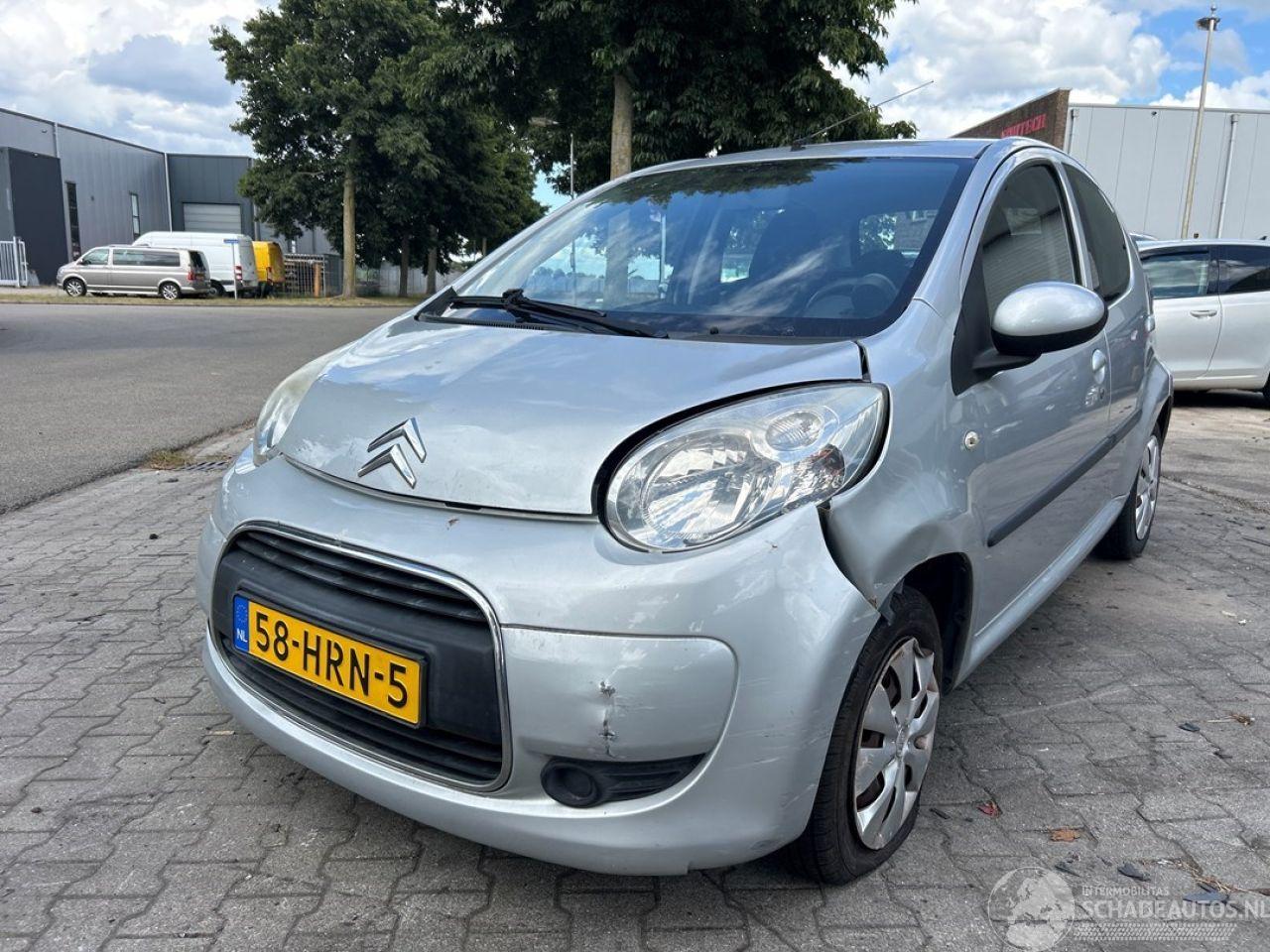 Citroën C1 1.0 12V Hatchback  Benzine 998cc 50kW (68pk) FWD 2005-06/2014-09 (PMCFA; PMCFB; PNCFA; PNCFB) 1KRFE; CFB; 384F; CFA