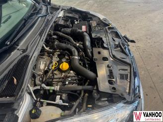 Renault Clio  picture 10