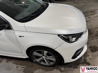 Peugeot 308  picture 4