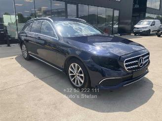 uszkodzony samochody osobowe Mercedes E-klasse 200 D 2019/11