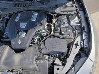 Maserati Ghibli GRANSPORT picture 21