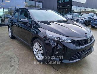 skadebil auto Renault Clio V EVOLUTION 2024/7