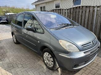 skadebil bedrijf Citroën Xsara-picasso 1,6 HDI-110,PS CLIMATRONIK 2005/3