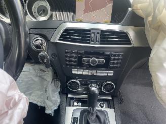 Mercedes C-klasse 180 Business MOTOR LOOPT!! NAP 156PK! picture 8