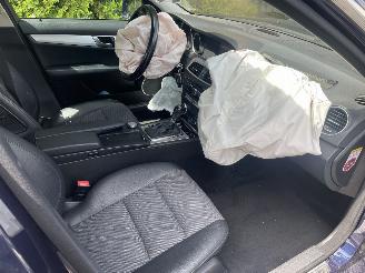 Mercedes C-klasse 180 Business MOTOR LOOPT!! NAP 156PK! picture 6