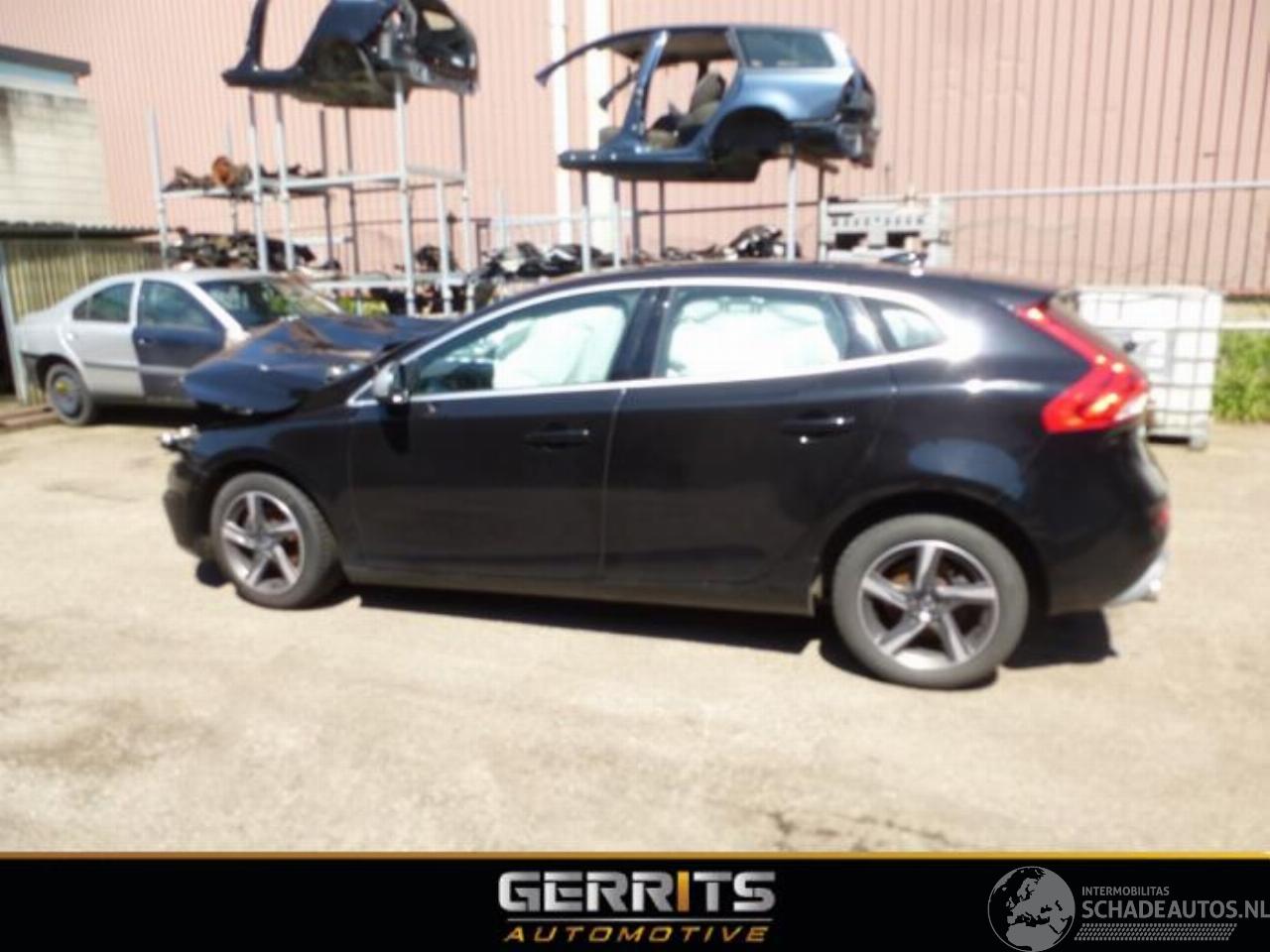 Volvo V-40 V40 (MV), Hatchback 5-drs, 2012 / 2019 2.0 D2 16V
