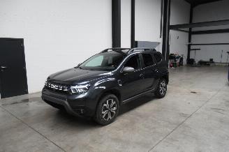 Damaged car Dacia Duster JOURNEY 2023/3