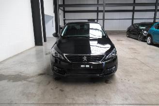 Peugeot 308 SW picture 7