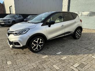uszkodzony samochody osobowe Renault Captur RENAULT CAPTUR 1.5D 2017 2017/11