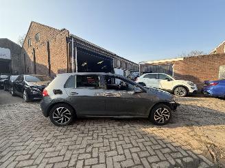 Volkswagen Golf 1.6 TDI picture 8