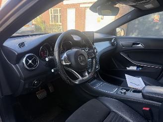Mercedes GLA 200d AMG AUTOMAAT picture 32
