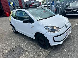 Volkswagen Up! 1.0 PANO picture 3